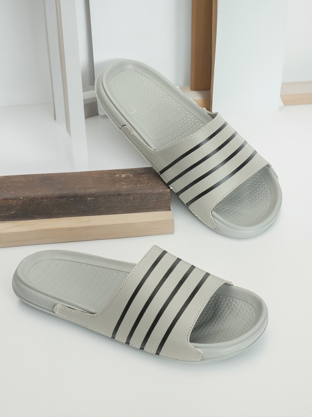 Closho Men's Premium Flip Flop & Sliders