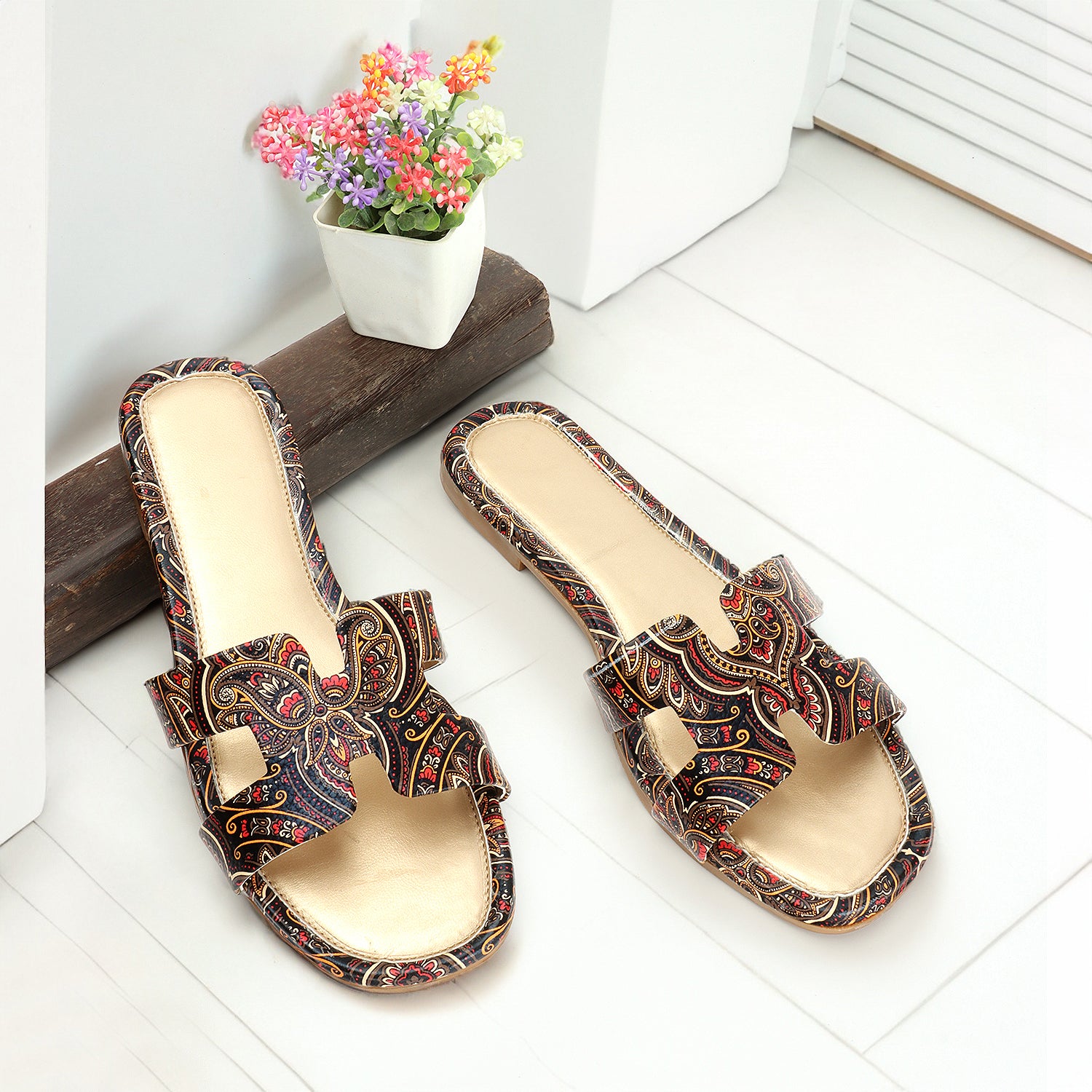 Buy Grey Flat Sandals for Women by Design Crew Online | Ajio.com